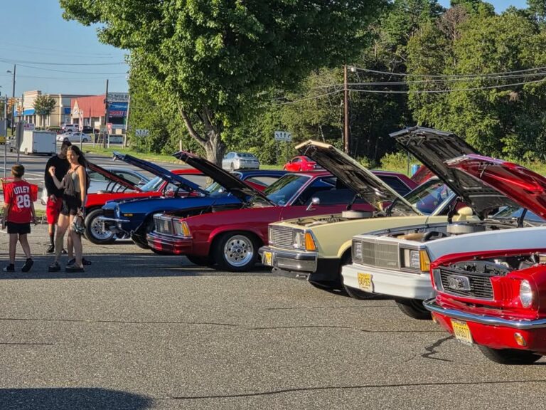 Flyer for Buffalo Wild Wings Car Meet